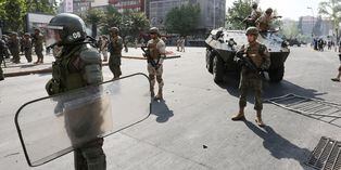 Chile: Ejército decreta el toque de queda en Santiago por persistencia de disturbios | FOTOS