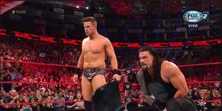 WWE: Roman Reigns y el Miz unen fuerzas y acaban con Bobby Lashley, Elias y Shane McMahon | VIDEO
