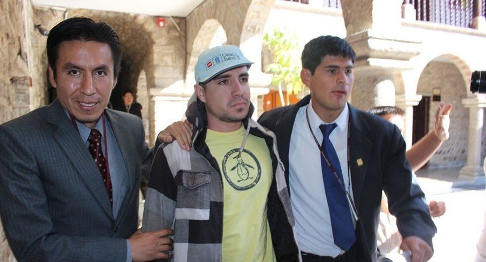 Adriano Pozo Arias fue grabado el 12 de julio del 2015 arrastrando de los cabellos a Contreras en la recepción del hotel Las Terrazas de Huamanga, en Ayacucho. (Foto: GEC)