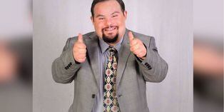 Bryan Russell Mujica (Trome)