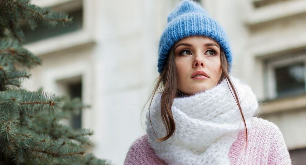 Al estar expuesta al clima frío, nuestra piel se reseca con mayor facilidad, por lo cual necesita recuperar el aspecto saludable, en el día y noche usa cremas hidratantes. (Foto: Pixabay)