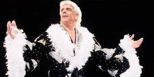 Leyenda de WWE Ric Flair fue internado de emergencia en hospital y su condición sería de gravedad