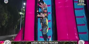 Angie Arizaga no pudo superar reto de altura, Nicola Porcella quiso ayudarla a bajar, pero ella lo apartó en EEG