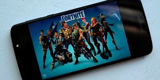 Cómo jugar Fortnite en un celular no compatible. Prueba este truco