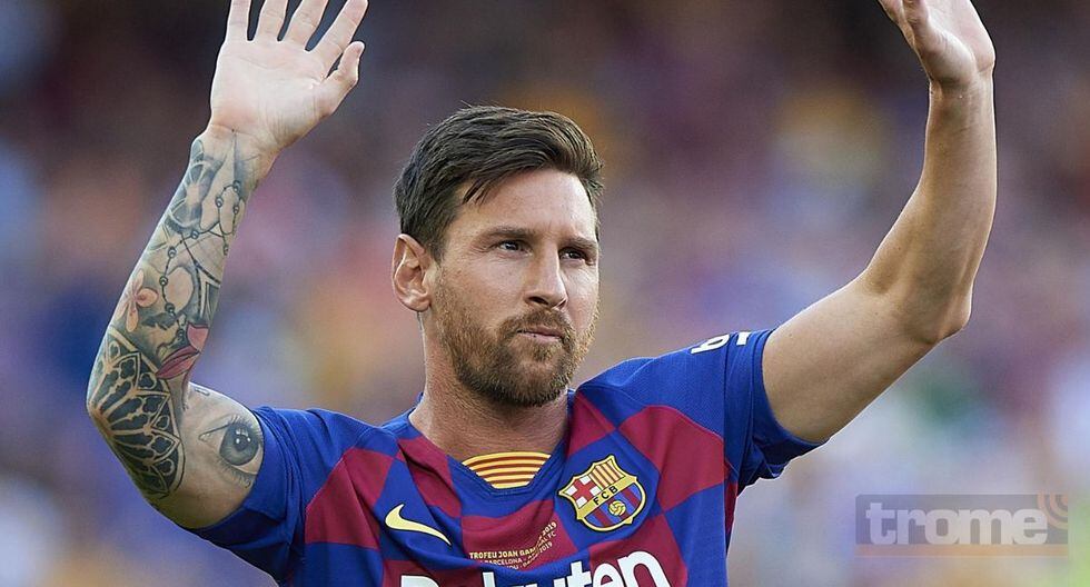 Lionel Messi tiene una clausula en el contrato con Barcelona que puede activarlo al final de cada temporada.