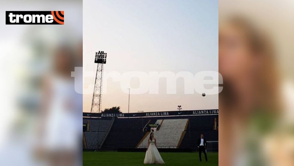 Viral: Pareja hincha de Alianza Lima hizo sesión de fotos para su matrimonio en Estadio deViral: Pareja hincha de Alianza Lima hizo sesión de fotos para su matrimonio en Estadio de Matute Matute