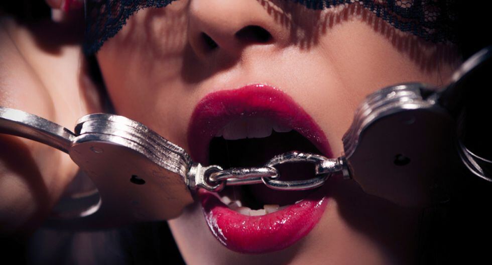 La pareja experimentaba con maniobras no convencionales y grababa sus sesiones de sexo BDSM.