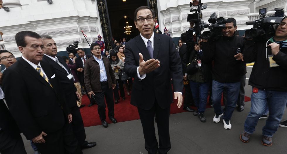 Martín Vizcarra juramentará como nuevo presidente de la República.