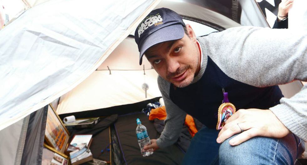 Mark Vito en su carpa (Fotos: Manuel Melgar)