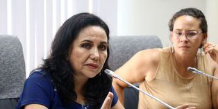 "Yo ya hubiese cerrado el Congreso", dijo la ministra de la mujer,Gloria Montenegro