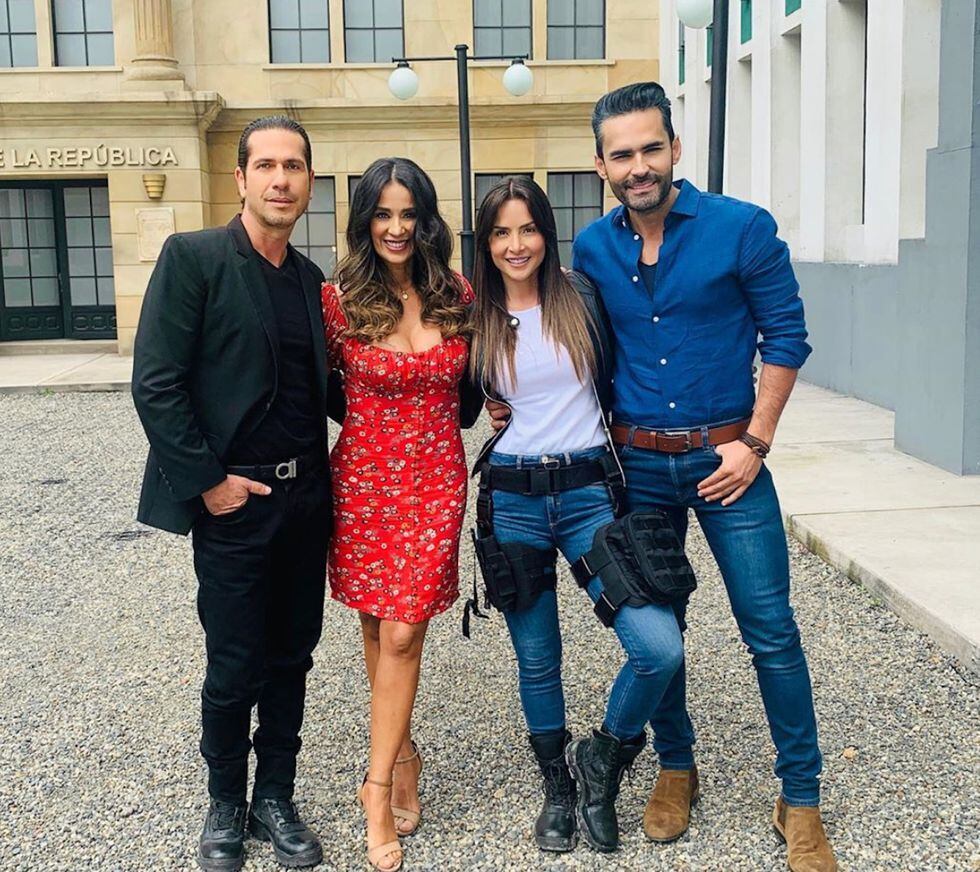 Elenco de "El final del paraíso". Foto: Telemundo