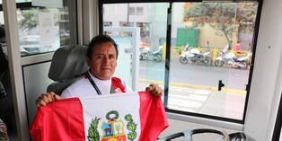 Trabajadores del Metropolitano también alentaron a la selección peruana