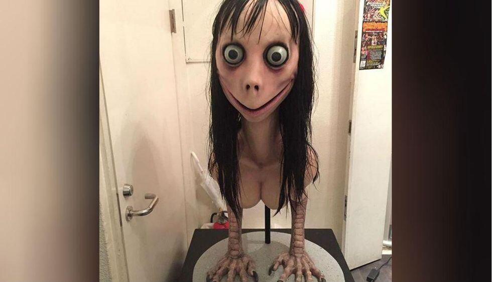 Así es el aspecto de la escultura que le dio rostro a 'Momo'. (Foto: Internet)