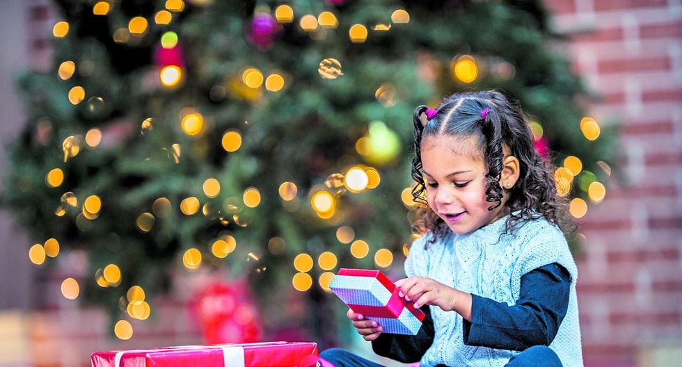 Los niños deben aprender que Navidad no es solo cosas materiales.