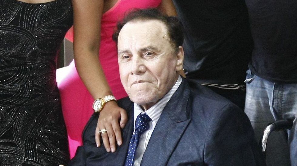 Augusto Polo Campos está delicado y ya le dieron los santos óleos