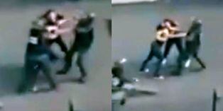 Venezuela: Captan a policías chavistas golpeando brutalmente a dos mujeres en plena calle