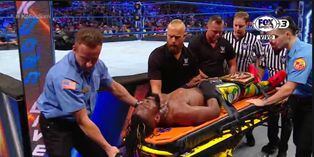 Dolph Ziggler reapareció en SmackDown Live y acabó al campeón de WWE Kofi Kingston | VIDEO | FOTOS