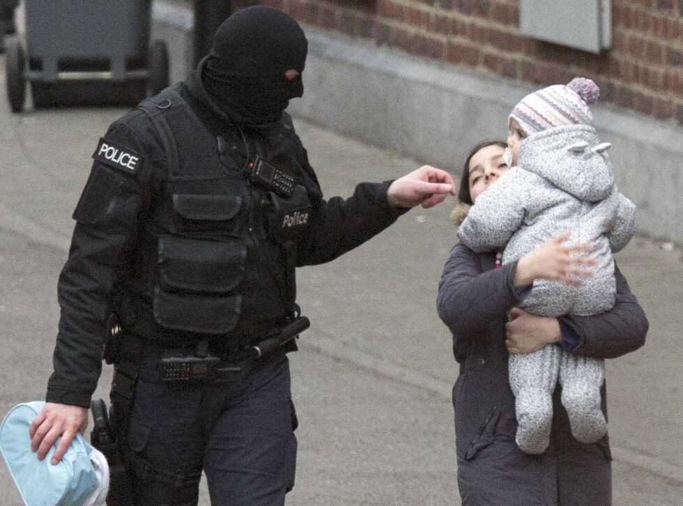 El texto señala que "la autoridad parental se ejerce sin violencia física o psicológica", de no ser así, se estaría yendo contra la ley. (AP)