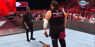 WWE: Rey Mysterio le entregó el título de los Estados Unidos a Samoa Joe | VIDEO | FOTOS