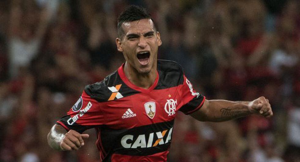 Miguel Trauco participó en dos partidos de Flamengo en la Copa Libertadores 2019. (Fuente: AFP)