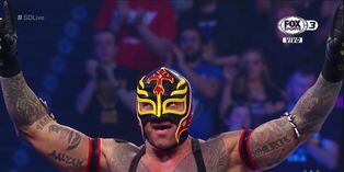 WWE: Rey Misterio venció a Andrade Cien Almas, pero recibió el RKO de Randy Orton